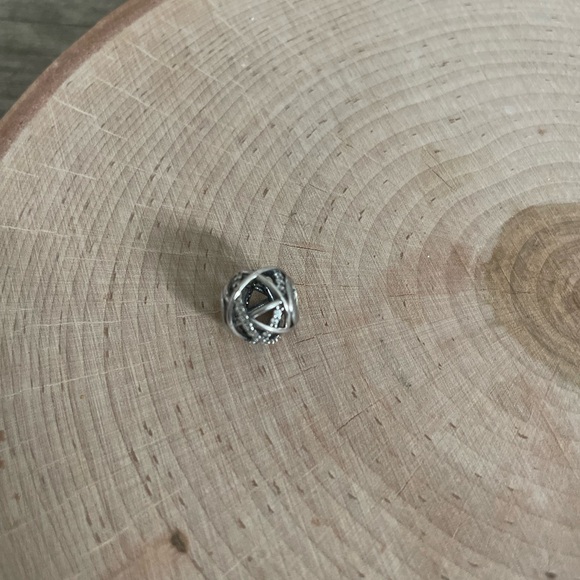 PANDORA CHARM - Picture 2 of 3